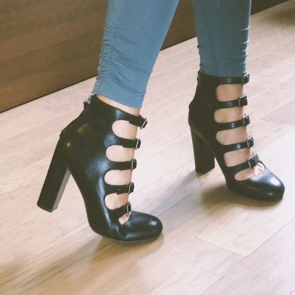 Marc By Marc Jacobs Heels - Picture 2 of 6